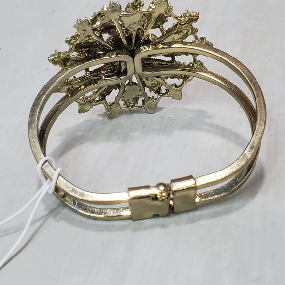 Bijou Vintage Art Deco Style Gold Tone Metal Filigree Rhinestone Floral Bracelet - Picture 6 of 9